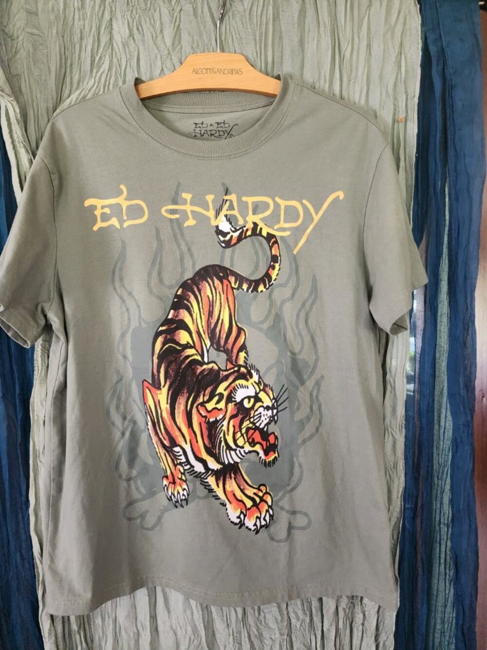 Ed Hardy Men’s Tiger Flame Graphic T-Shirt Olive Green Medium Y2K